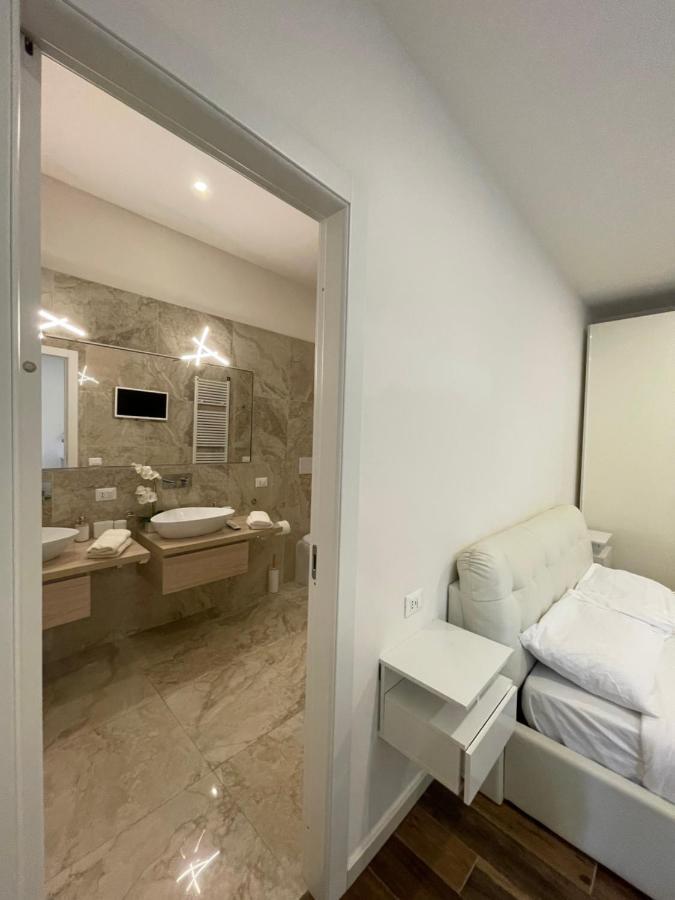 Luxury 3 Al Duomo Di Parma Apartment Exterior photo